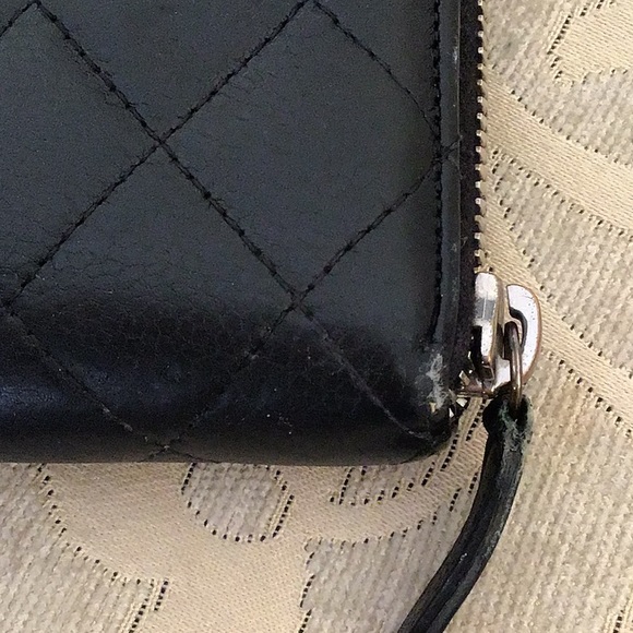 Chanel Quilted Wallet in Black 🖤🖤🖤 - Picture 7 of 16